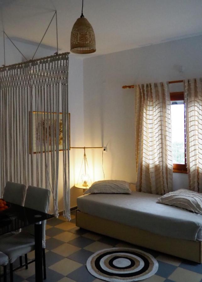 Panorama Studios & Apartments Myrties Екстериор снимка
