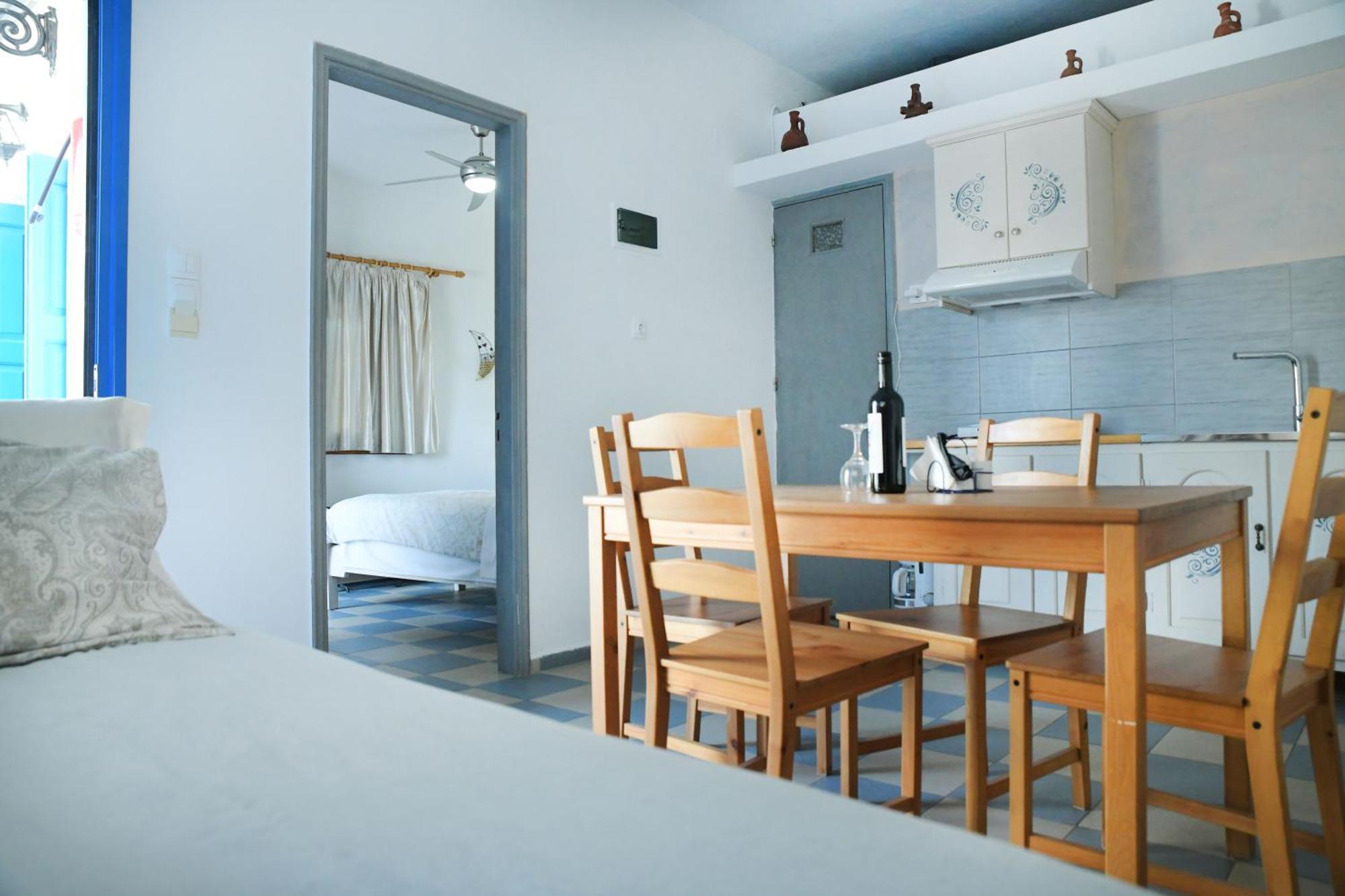 Panorama Studios & Apartments Myrties Екстериор снимка
