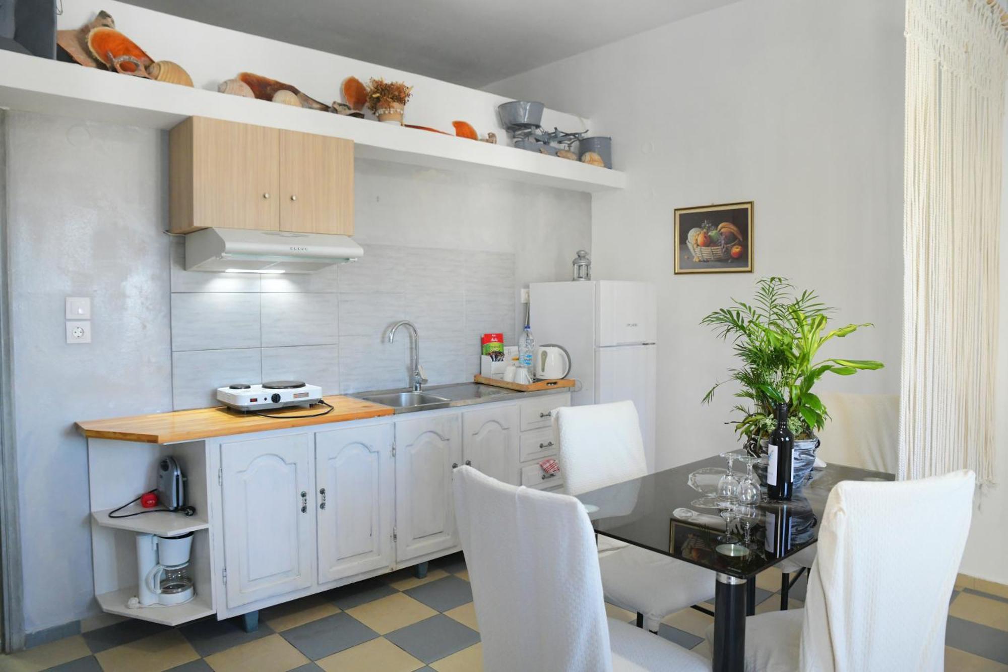Panorama Studios & Apartments Myrties Екстериор снимка