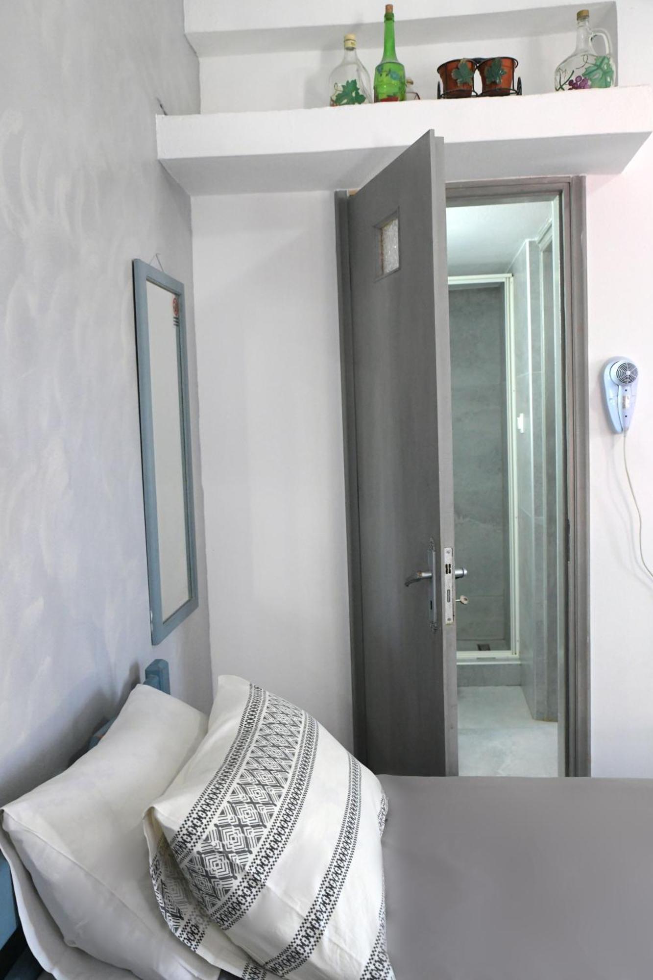 Panorama Studios & Apartments Myrties Екстериор снимка