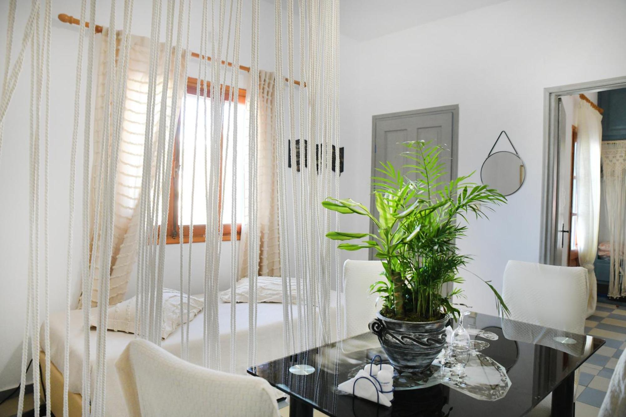Panorama Studios & Apartments Myrties Екстериор снимка