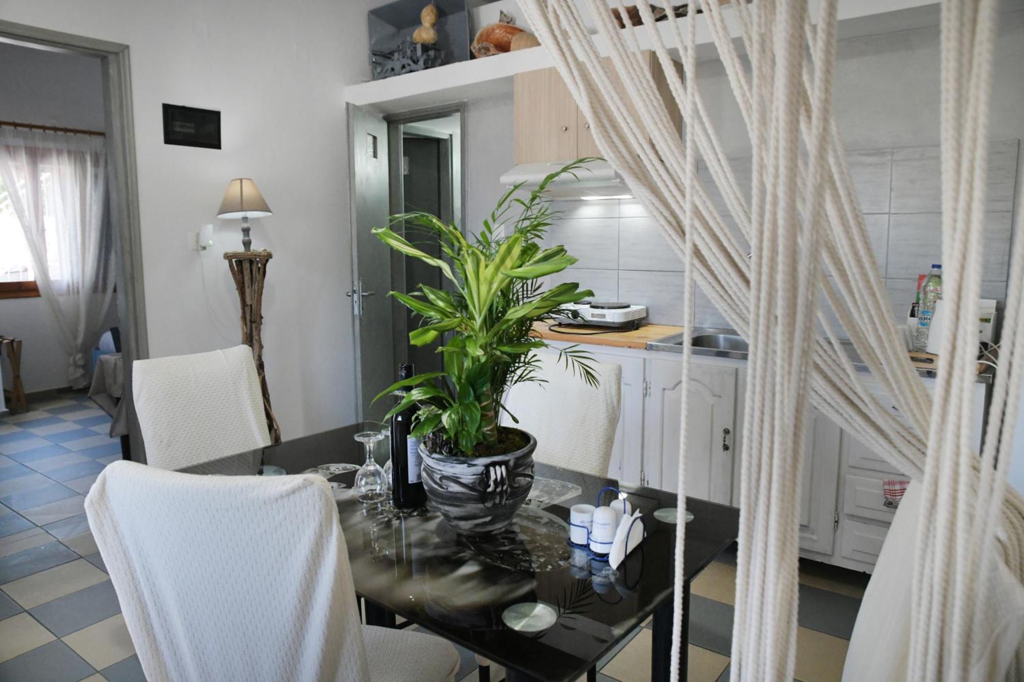 Panorama Studios & Apartments Myrties Екстериор снимка