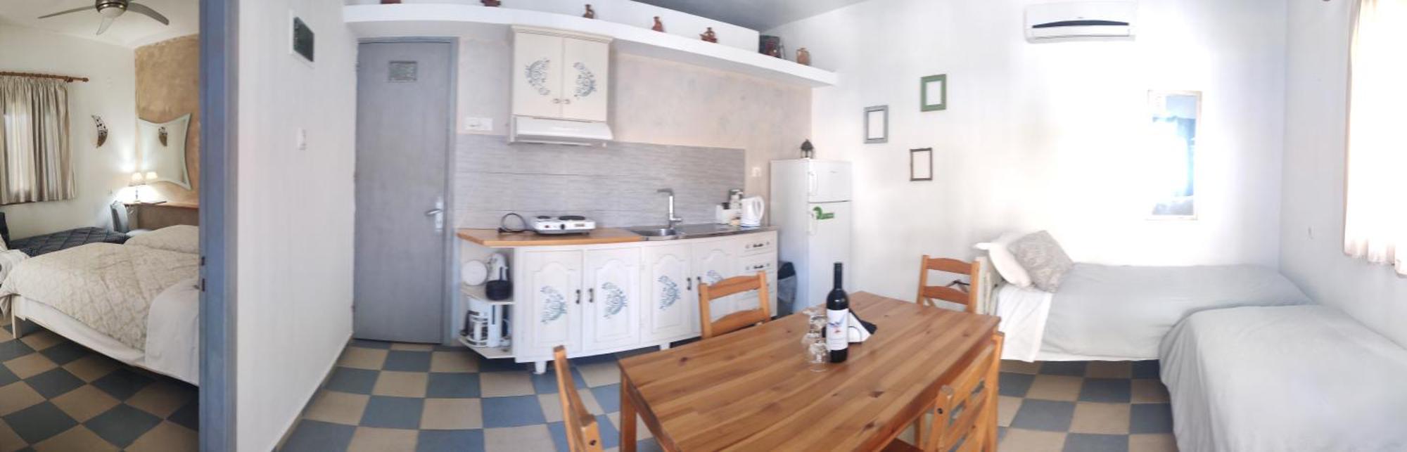 Panorama Studios & Apartments Myrties Екстериор снимка