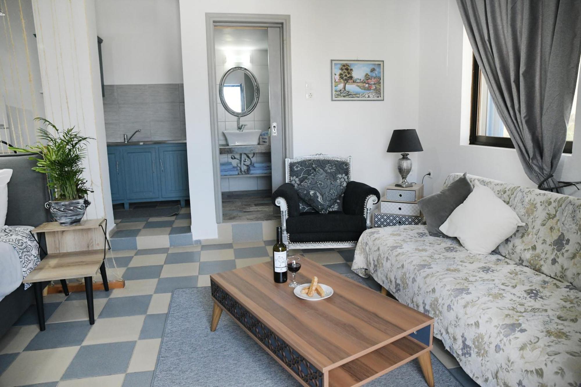 Panorama Studios & Apartments Myrties Екстериор снимка