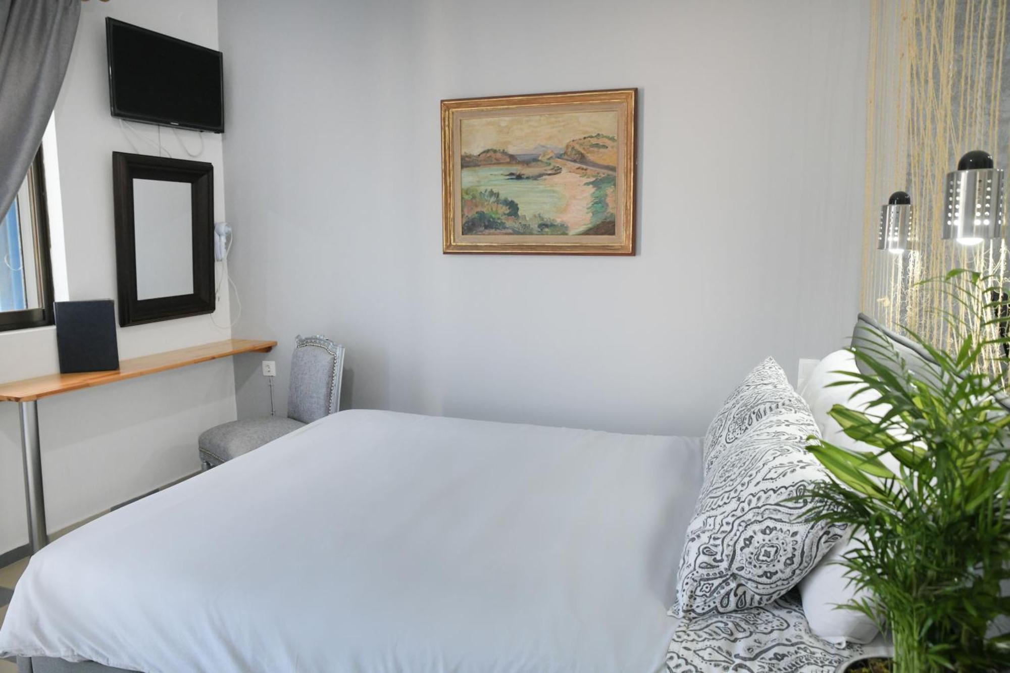 Panorama Studios & Apartments Myrties Екстериор снимка